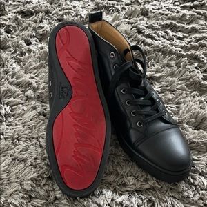 AUTHENTIC Christian Louboutin MENS shoes Size 41
